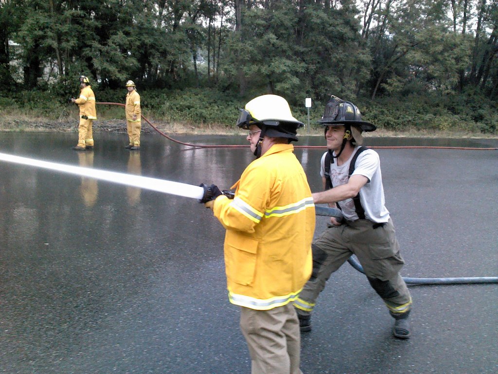 loading Gallery/Training/Drill 11jul2012/fullsize/2012-07-11 20.42.48.jpg... or select a thumbnail